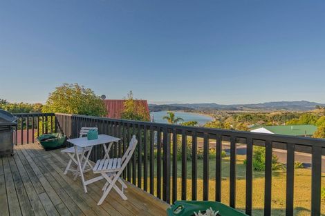 Photo of property in 1b Miro Place, Whitianga, 3510