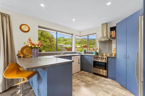 Photo of property in 8 Ngawhatu Road, Stoke, Nelson, 7011