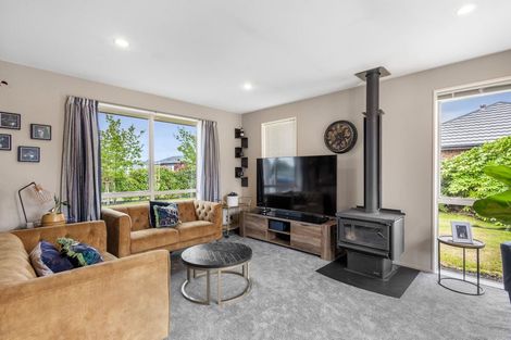 Photo of property in 75 Brookside Road, Rolleston, 7614