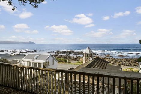 Photo of property in 158 Owhiro Bay Parade, Owhiro Bay, Wellington, 6023
