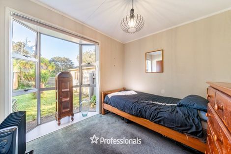 Photo of property in 60 Larchmont Grove, Totara Park, Upper Hutt, 5018