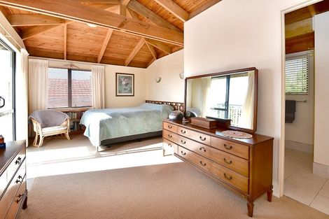 Photo of property in 148 Red Beach Road, Red Beach, 0932