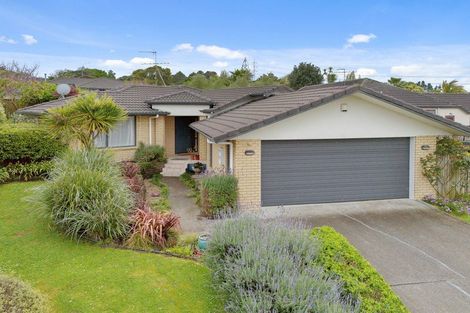 Photo of property in 17 Rathmar Drive, Manurewa, Auckland, 2105