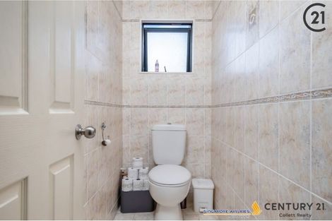 Photo of property in 49 College Road, Northcote, Auckland, 0627