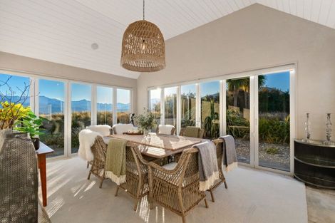 Photo of property in 24 Briar Bank Drive, Wanaka, 9305