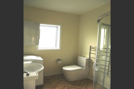Photo of property in 47 Fairview Crescent, Kelburn, Wellington, 6012
