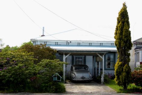 Photo of property in 87 Peel Street, Westport, 7825