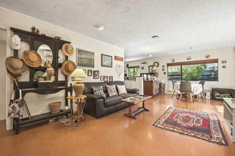 Photo of property in 1/24 Everard Avenue, Army Bay, Whangaparaoa, 0930