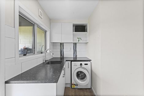 Photo of property in 5 Stapleford Crescent, Browns Bay, Auckland, 0630