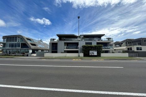 Photo of property in 8/48 Marine Parade, Mount Maunganui, 3116