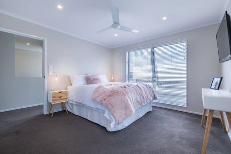 Photo of property in 14 Oioi Road, Hobsonville, Auckland, 0616