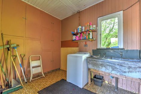 Photo of property in 4 Park Street, Gore, 9710