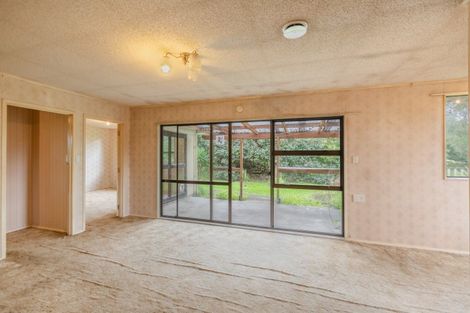 Photo of property in 16 Russell Street, Otane, 4202