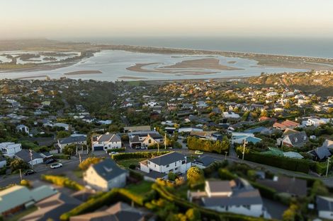 Photo of property in 12 Belleview Terrace, Mount Pleasant, Christchurch, 8081
