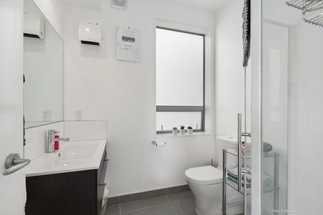 Photo of property in 71 Tiketike Way, Brooklyn, Wellington, 6021