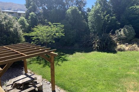 Photo of property in 8 Drake Place, Lake Hawea, Wanaka, 9382