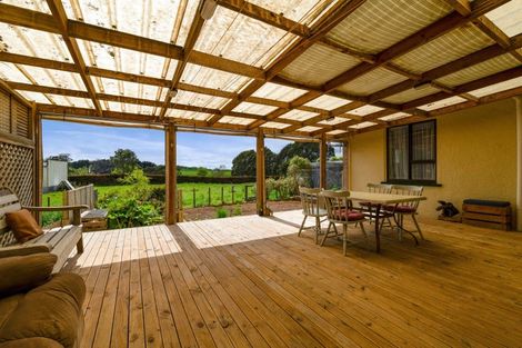 Photo of property in 275 Henwood Road, Paraite, New Plymouth, 4372