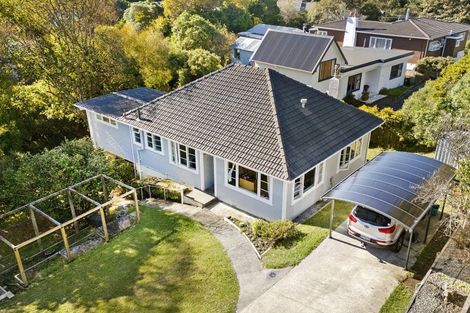 Photo of property in 247 Middleton Road, Glenside, Wellington, 6037