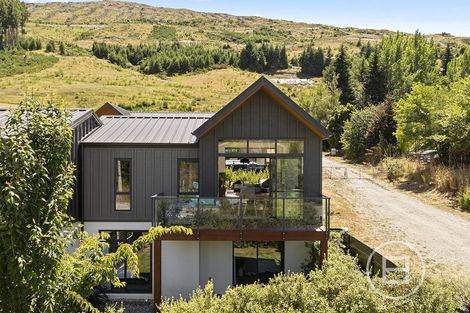 Photo of property in 10 Breaker Lane, Arthurs Point, Queenstown, 9371