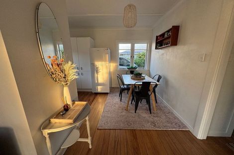 Photo of property in 16 Hinau Street, Maeroa, Hamilton, 3200