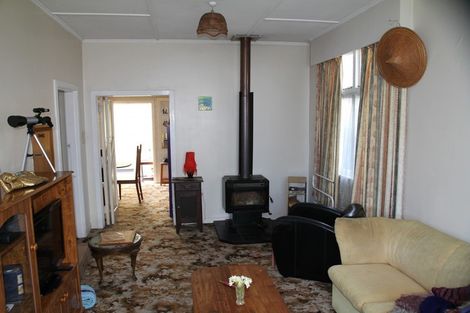 Photo of property in 105 Queen Street, Westport, 7825