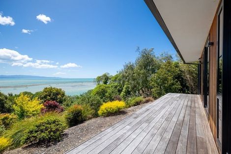 Photo of property in 94 Queens Road, Stepneyville, Nelson, 7010