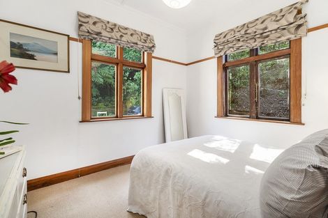 Photo of property in 8 Severn Street, Island Bay, Wellington, 6023