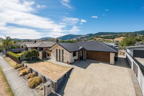Photo of property in 28 Cambelldon Crescent, Stoke, Nelson, 7011