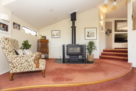 Photo of property in 16 Slade Street, Oamaru North, Oamaru, 9400