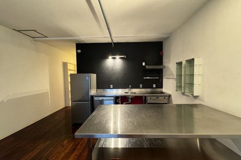 Photo of property in 20 Egmont Street, Te Aro, Wellington, 6011