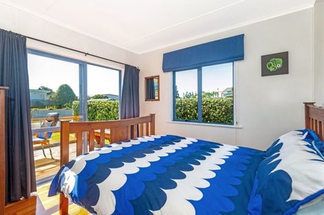 Photo of property in 3 Katrin Place, Mahia, 4198