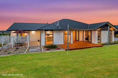 Photo of property in 5 Oak Ridge Drive, Te Awamutu, 3800