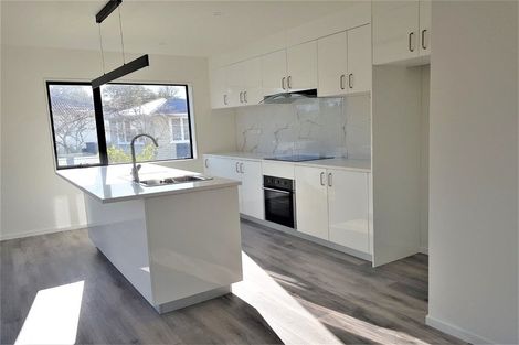 Photo of property in 11 Apple Lane, Henderson, Auckland, 0610