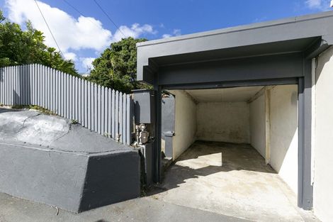 Photo of property in 21 The Parade, Island Bay, Wellington, 6023