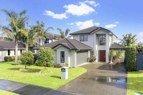 Photo of property in 21 Corsica Way, Karaka, Papakura, 2113