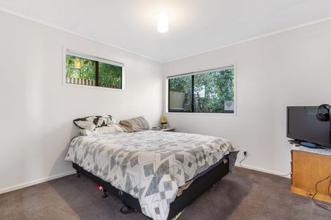 Photo of property in 1/11 Ranui Station Road, Ranui, Auckland, 0612
