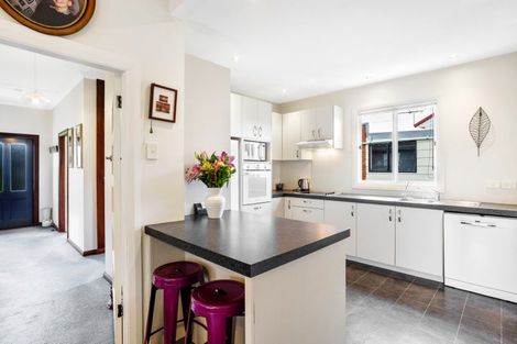 Photo of property in 114 Tomahawk Road, Andersons Bay, Dunedin, 9013