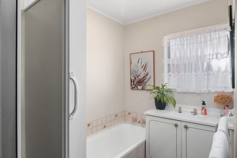 Photo of property in 1b Inverell Place, Mount Maunganui, 3116