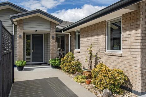 Photo of property in 12 Tieke Place, Horahora, Whangarei, 0110