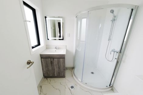 Photo of property in 16 Inverness Avenue, Hamilton East, Hamilton, 3216