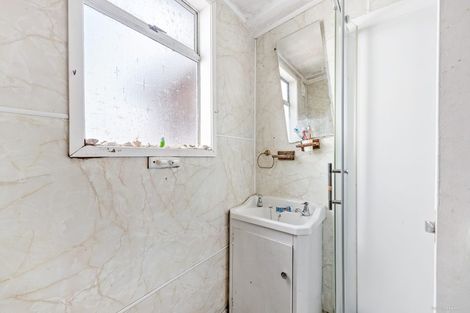 Photo of property in 15 Station Road, Takanini, 2112