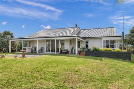 Photo of property in 1384 Whangarei Heads Road, Parua Bay, Whangarei, 0174
