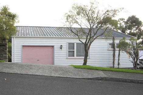 Photo of property in 28 Kerkwall Drive, Naenae, Lower Hutt, 5011