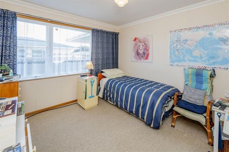 Photo of property in 27 Tawa Street, Levin, 5510