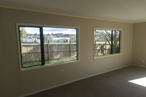 Photo of property in 6 Northall Road, New Lynn, Auckland, 0600