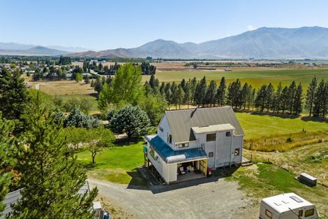 Photo of property in 24 Ahuriri Drive, Omarama, 9412