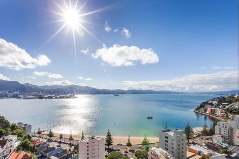 Photo of property in Jerningham Apartments, 20 Oriental Terrace, Oriental Bay, Wellington, 6011