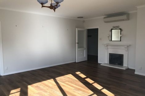Photo of property in 11 Khouri Avenue, Karori, Wellington, 6012