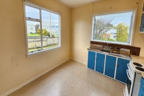 Photo of property in 36 Beach Street, Fitzroy, New Plymouth, 4312