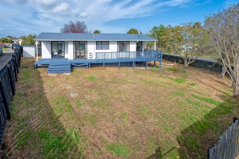 Photo of property in 47 Heathdale Crescent, Papakura, 2110
